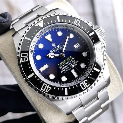 james cameron rolex deepsea|rolex deepsea 116660 vs 126660.